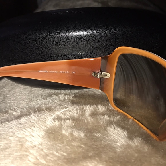 Prada Sunglasses - Picture 4 of 6